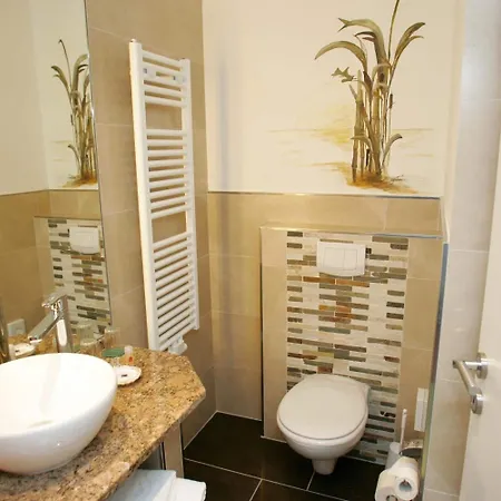 Hotel Isselhorster 3*