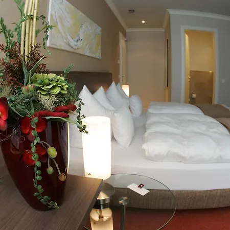 Hotel Isselhorster 3*