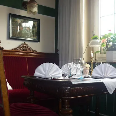 Hotell Isselhorster 3*